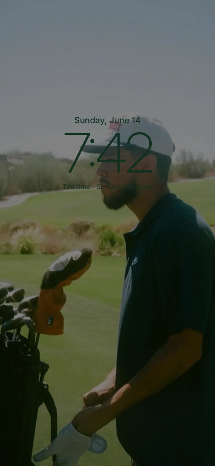 Lock screen clock with tee time and course